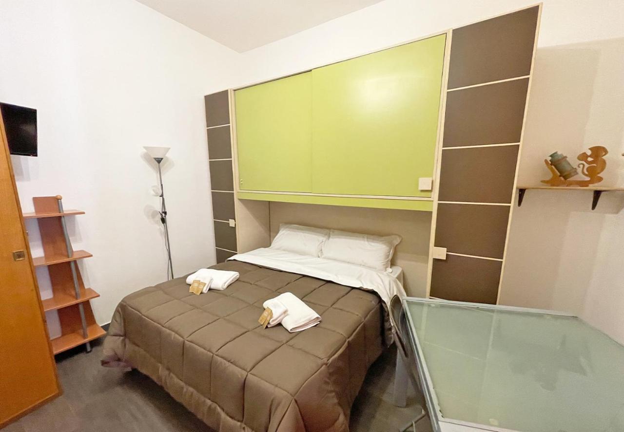 Monfenera Little Apartments Palermo Bagian luar foto